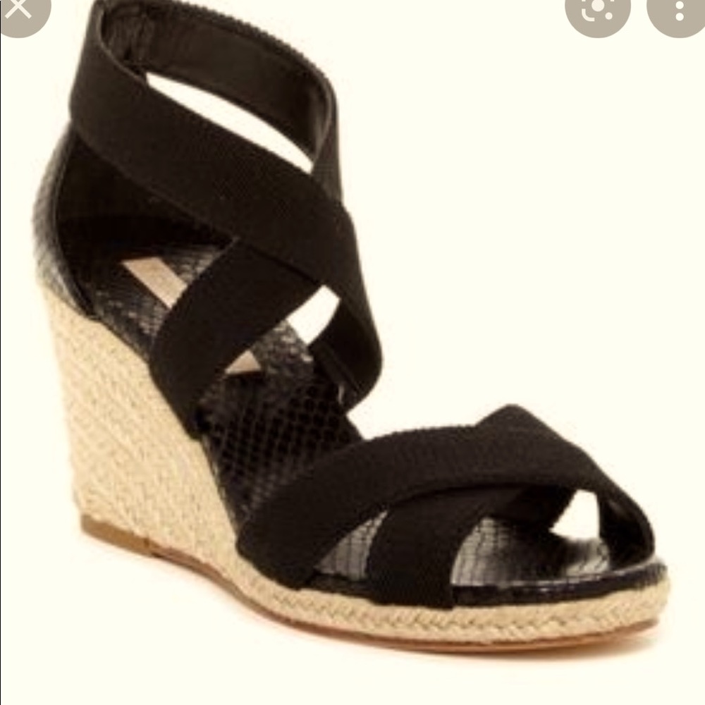 BCBG MaxAzria Barcelona size 8